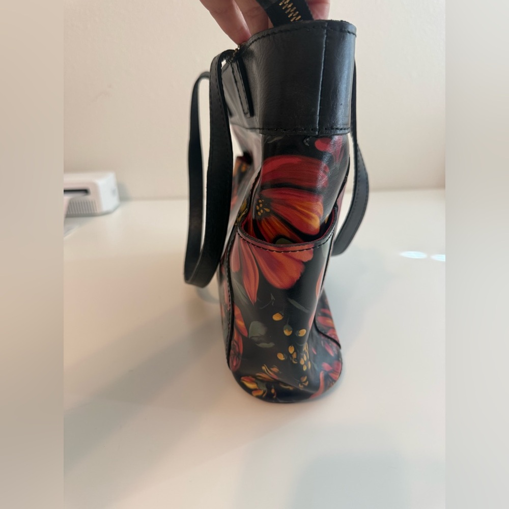 Patricia Nash Black and Red Floral Tote - Picture 9 of 16